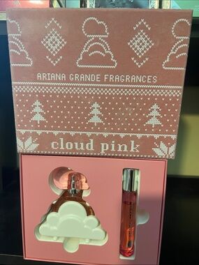 Ariana Grande Cloud Pink Gift Set